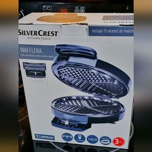 SilverCrest Waffle Maker